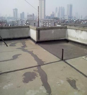 霍山漏水维修 楼顶漏水是什么原因，楼顶漏水维修方法是什么?
